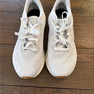 New Balance Fresh Foam Arishi V4